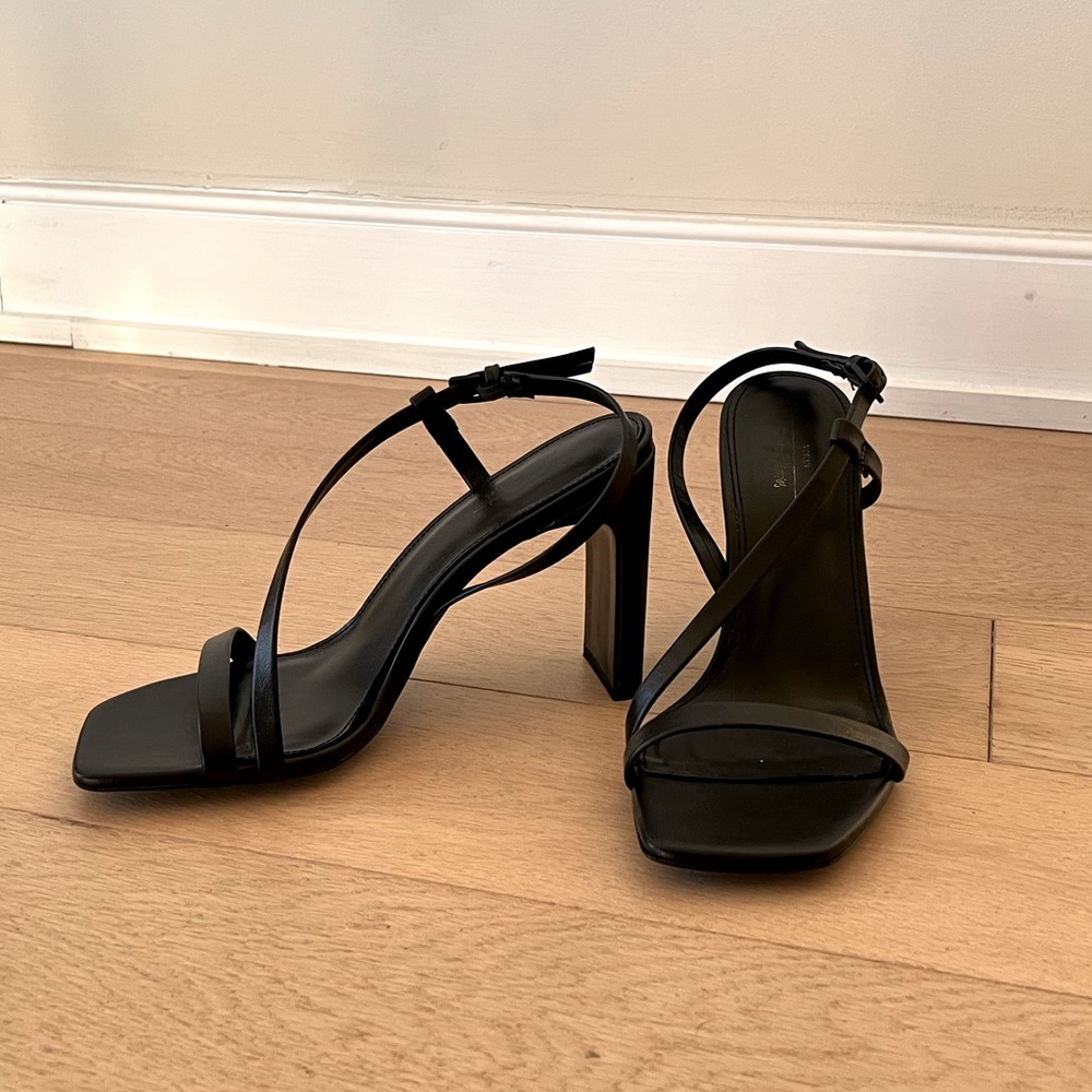 & Other Stories Black Strappy Sandal Heels Size 38